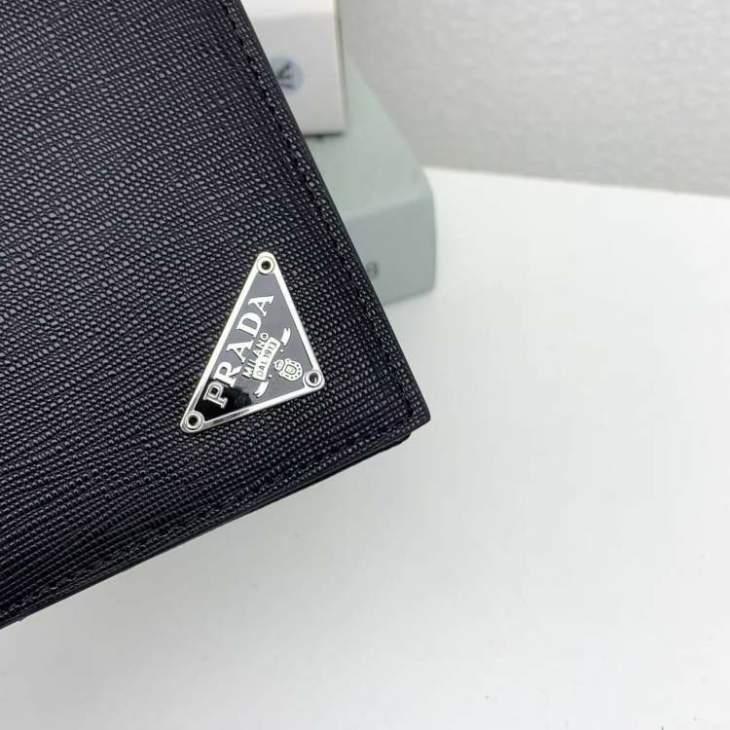 Picture of Prada Wallets _SKUfw192061286fw